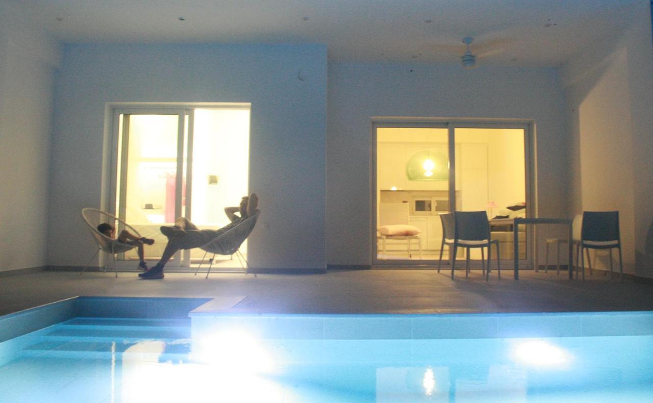 Splash Suites With Private Pools Nikiana Exteriör bild