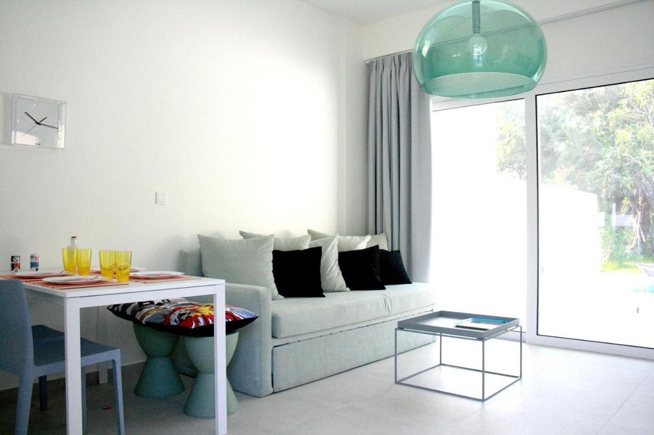 Splash Suites With Private Pools Nikiana Exteriör bild